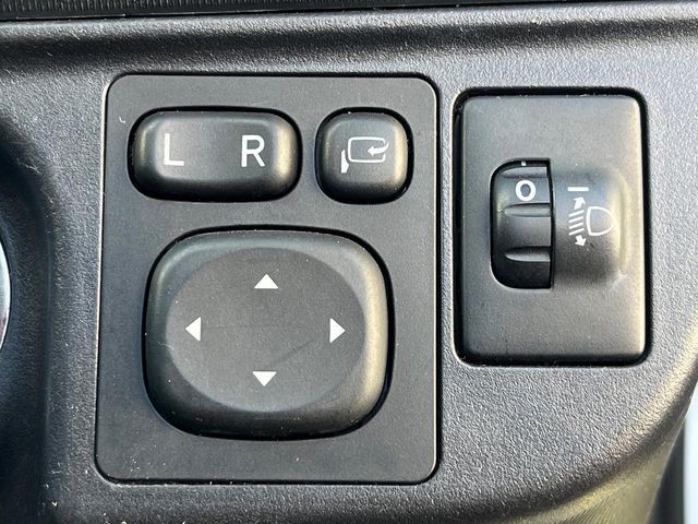 TOYOTA AQUA 2014 Image 31