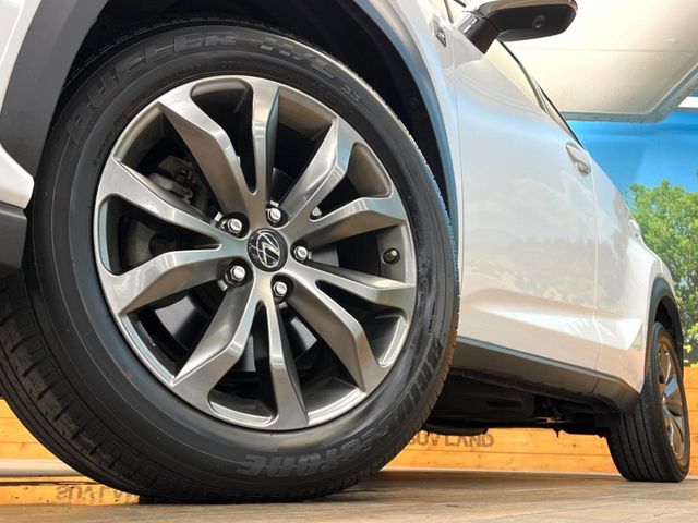 TOYOTA LEXUS NX300 2018 Image 31