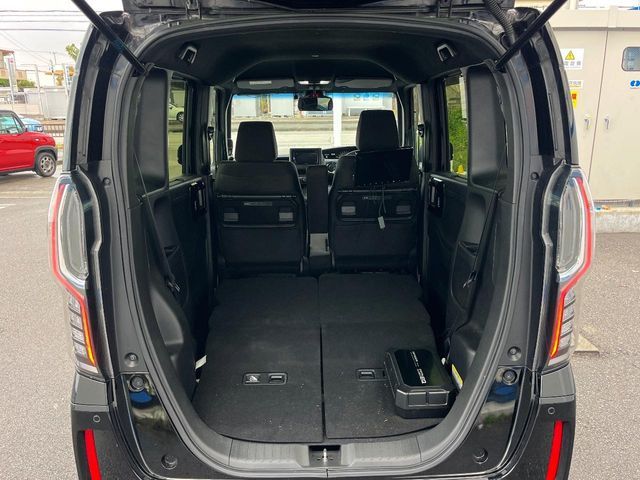 HONDA N BOX CUSTOM 2021 Image 31