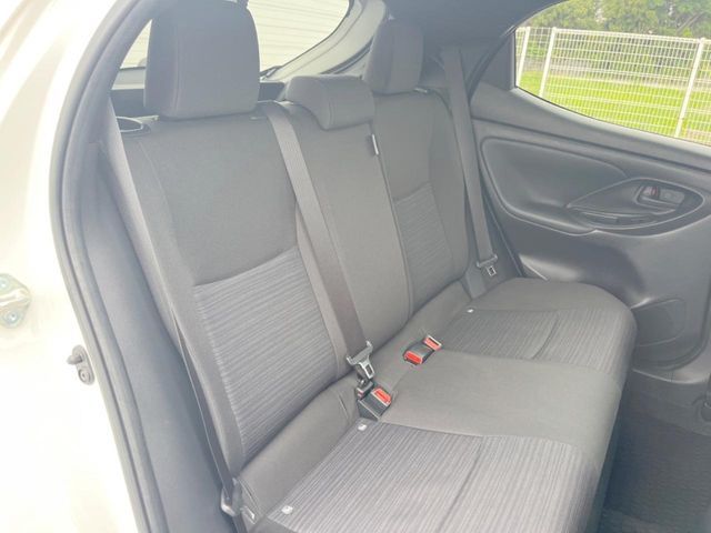 TOYOTA YARIS HYBRID 2020 Image 31