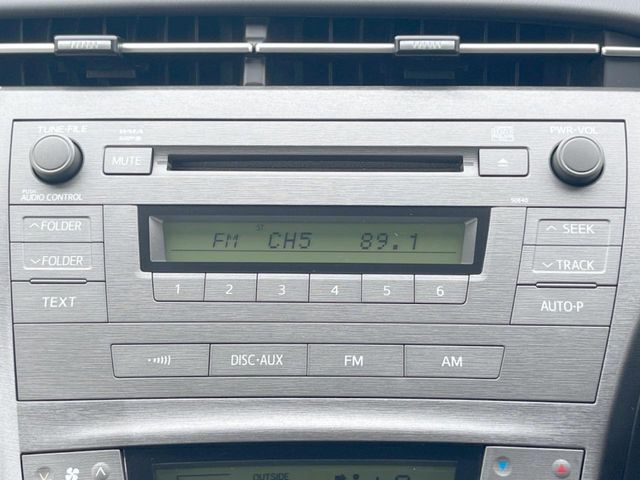 TOYOTA PRIUS 2014 Image 31