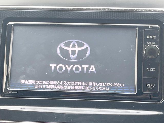 TOYOTA PRIUS ALPHA 2016 Image 31