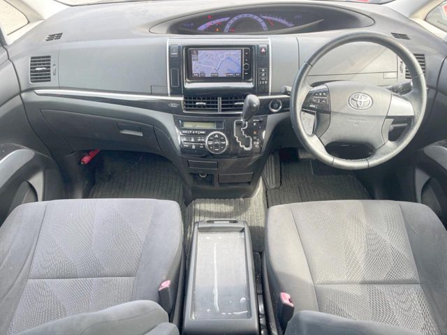 TOYOTA ESTIMA 2013 Image 31