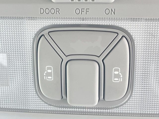 TOYOTA ESTIMA 2013 Image 31