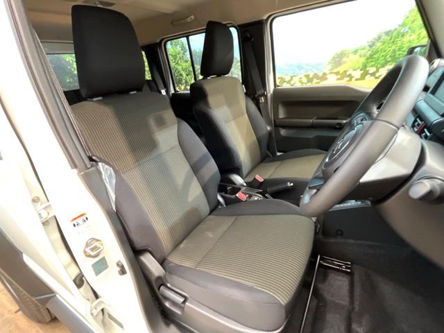 SUZUKI JIMNY NOMADE 2025 Image 31