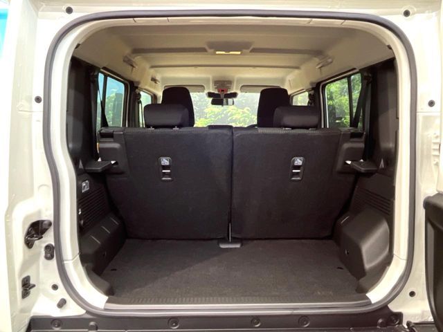 SUZUKI JIMNY NOMADE 2025 Image 31