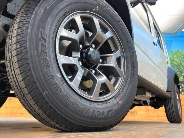 SUZUKI JIMNY NOMADE 2025 Image 31