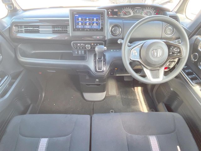 HONDA N BOX CUSTOM 2020 Image 31