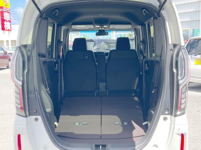 HONDA N BOX CUSTOM 2020 Image 31