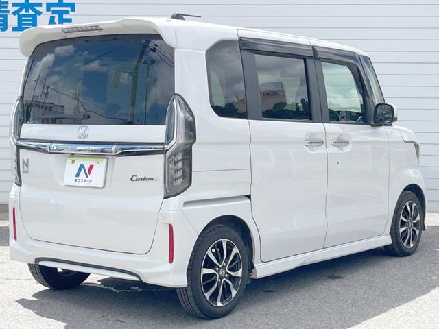 HONDA N BOX CUSTOM 2020 Image 31