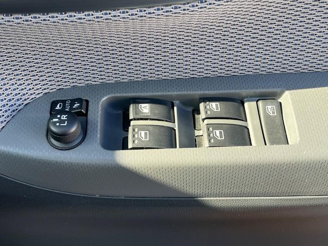 DAIHATSU MOVE CUSTOM 2015 Image 31