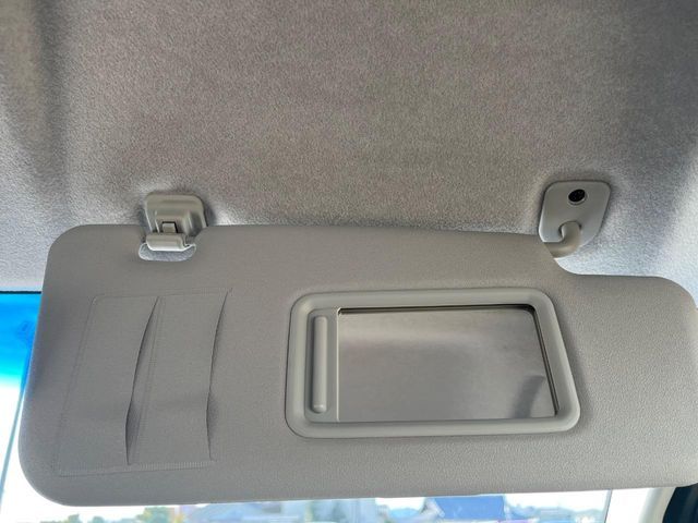 DAIHATSU MOVE CUSTOM 2015 Image 31