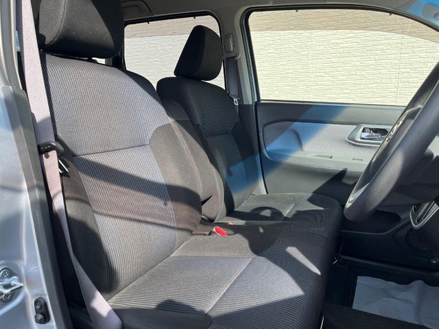 DAIHATSU MOVE CUSTOM 2015 Image 31