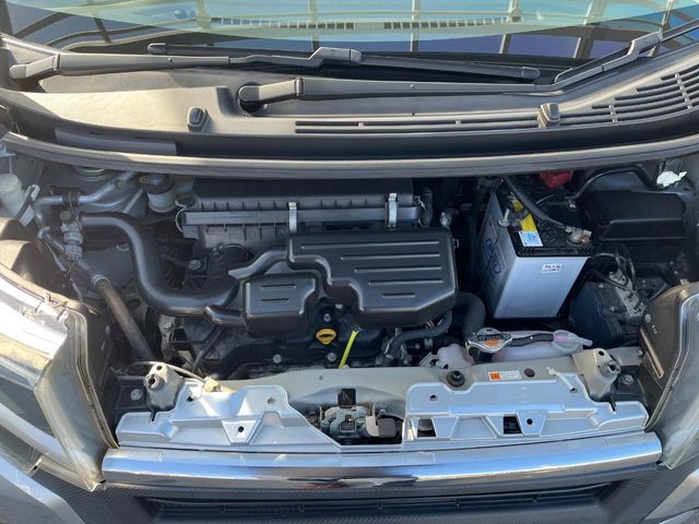 DAIHATSU MOVE CUSTOM 2015 Image 31