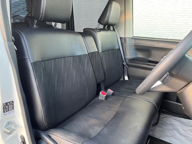 DAIHATSU TANTO CUSTOM 2017 Image 31