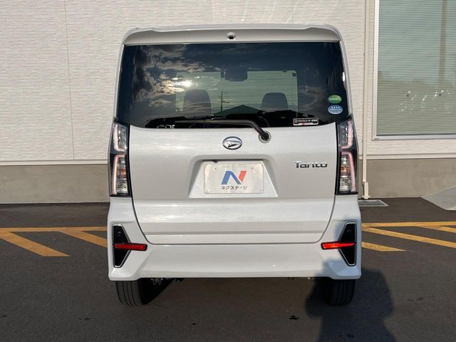 DAIHATSU TANTO CUSTOM 2021 Image 31