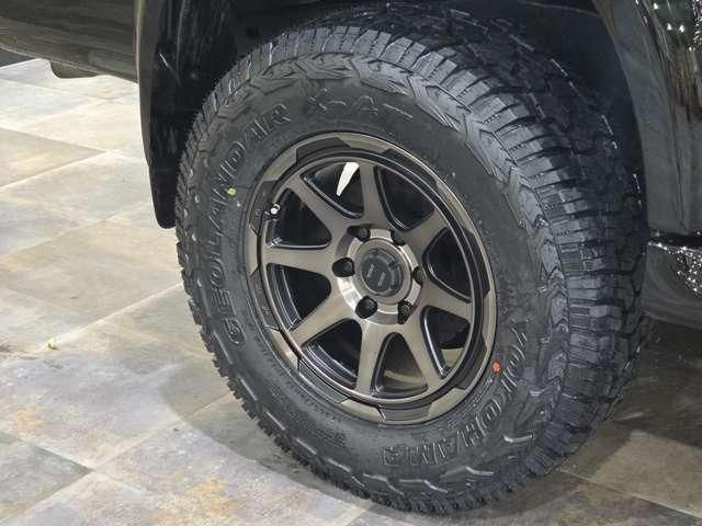 TOYOTA HILUXSURF WAGON 4WD 1999 Image 31