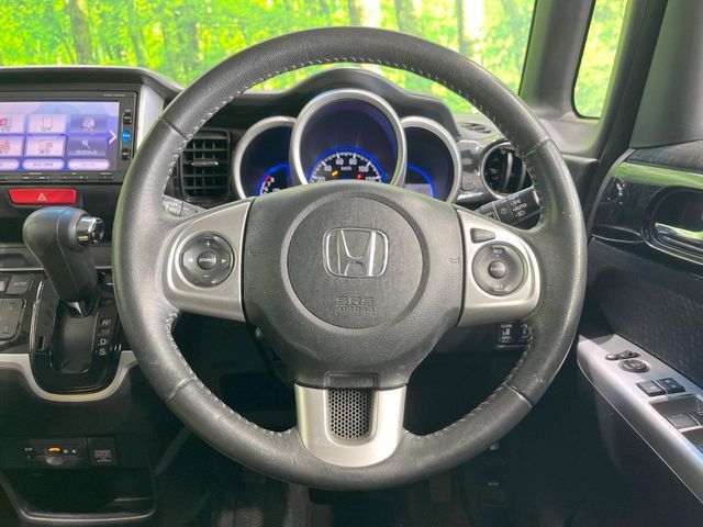 HONDA N BOX CUSTOM 2016 Image 31