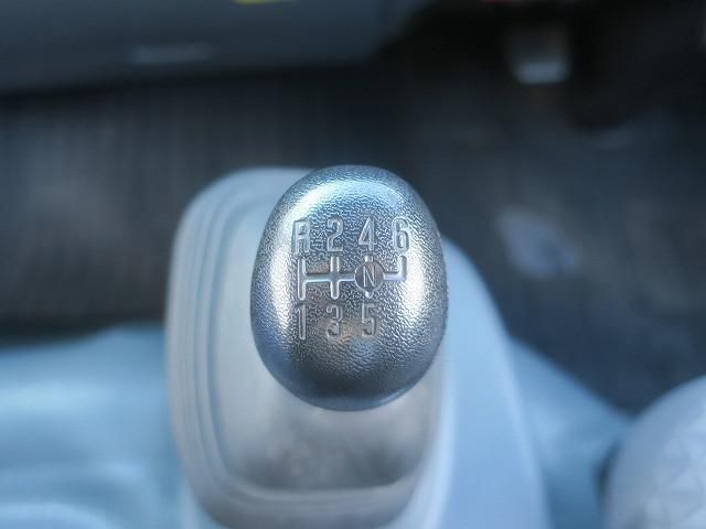 ISUZU ELF 2021 Image 31