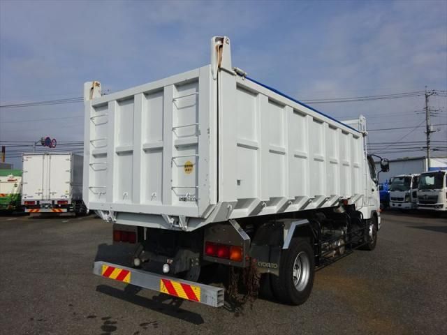 MITSUBISHI FUSOU FIGHTER 2017 Image 31