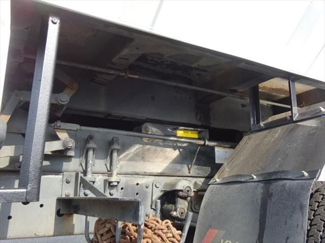 MITSUBISHI FUSOU FIGHTER 2017 Image 31