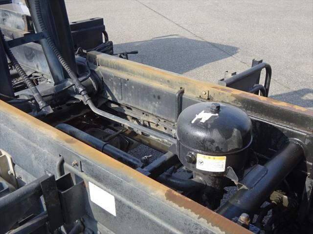 MITSUBISHI FUSOU FIGHTER 2017 Image 31