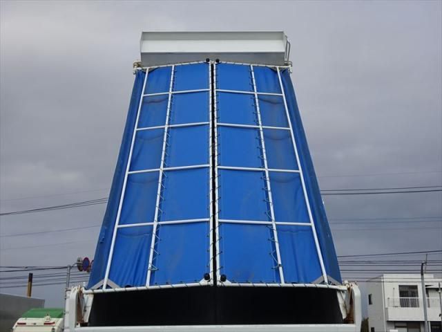 MITSUBISHI FUSOU FIGHTER 2017 Image 31