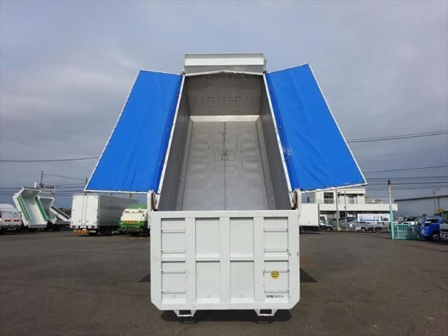 MITSUBISHI FUSOU FIGHTER 2017 Image 31