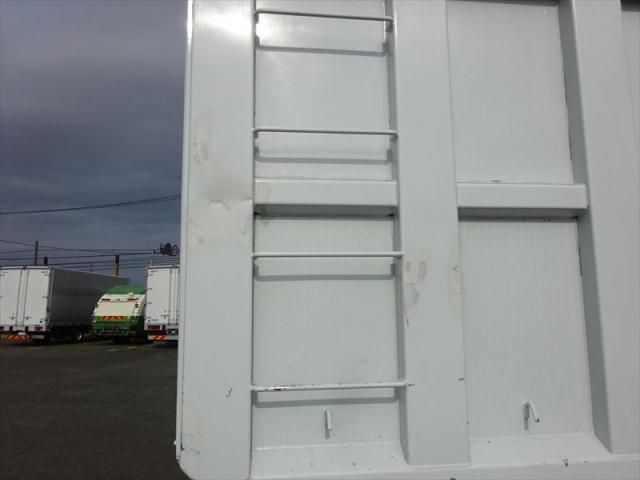 MITSUBISHI FUSOU FIGHTER 2017 Image 31