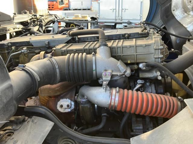 MITSUBISHI FUSOU SUPER GREAT 2017 Image 31