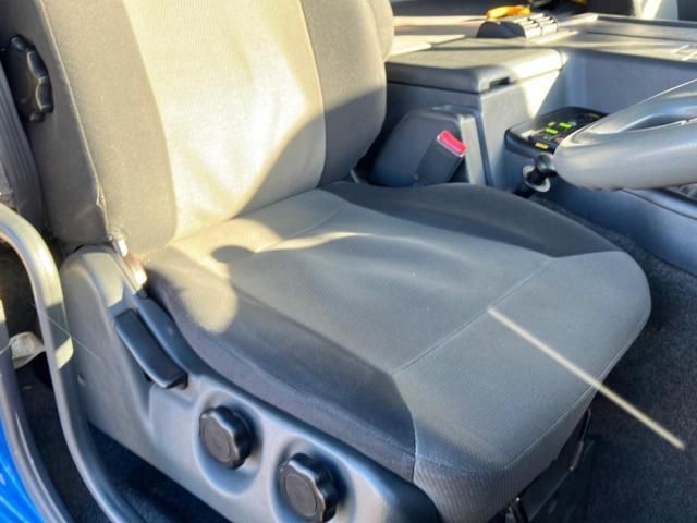 MITSUBISHI FUSOU SUPER GREAT 2017 Image 31