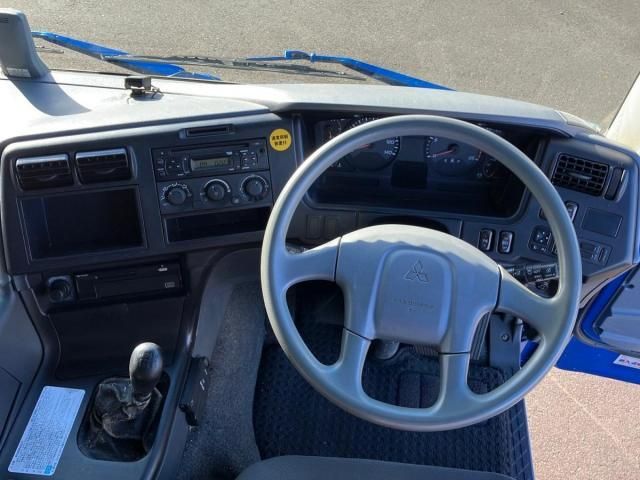 MITSUBISHI FUSOU SUPER GREAT 2017 Image 31