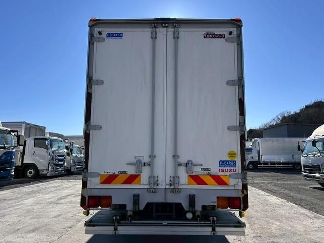 ISUZU FORWARD 2015 Image 31