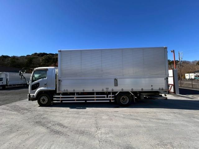 ISUZU FORWARD 2015 Image 31