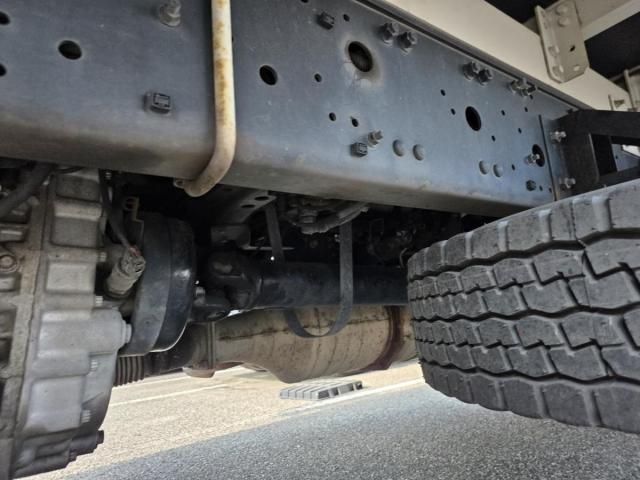 MITSUBISHI FUSOU FIGHTER 2013 Image 31