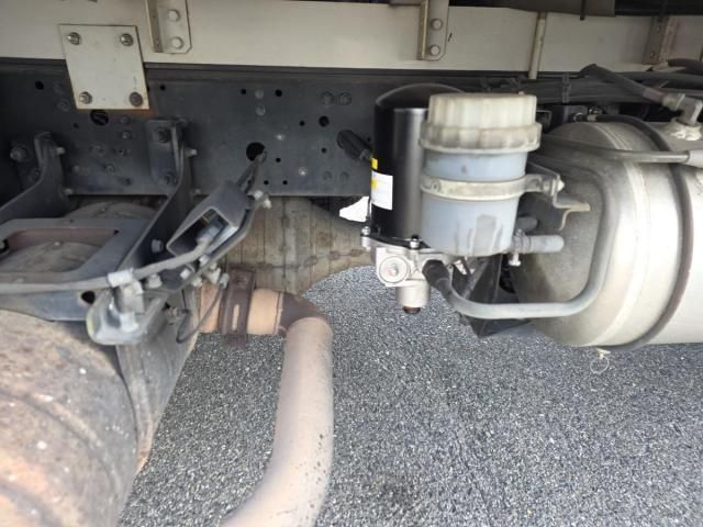 MITSUBISHI FUSOU FIGHTER 2013 Image 31