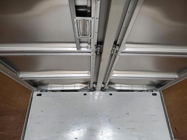 MITSUBISHI FUSOU FIGHTER 2013 Image 31