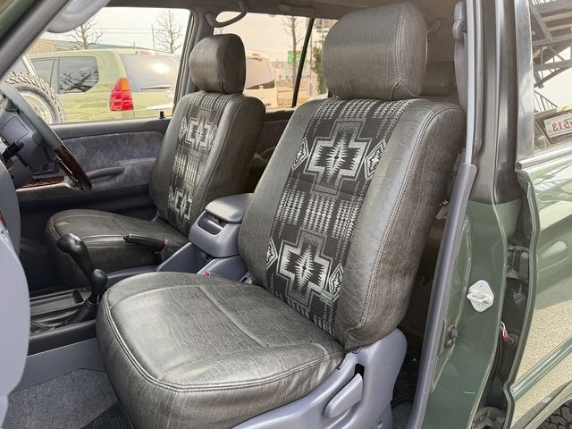 TOYOTA LANDCRUISER PRADO 2000 Image 31