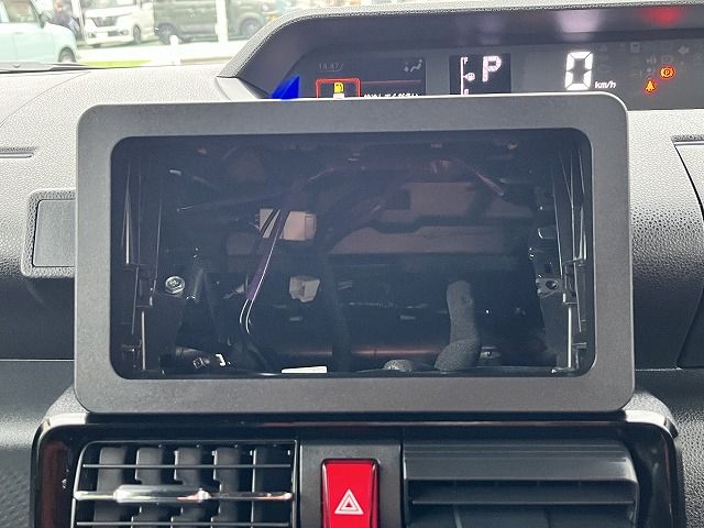 DAIHATSU TANTO CUSTOM 2025 Image 31