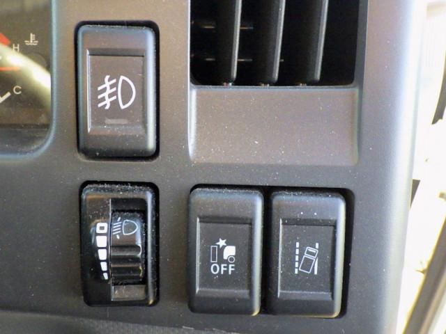 ISUZU ELF 2020 Image 31