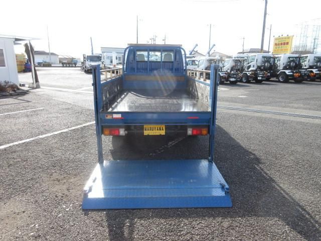 TOYOTA DYNA 2013 Image 31