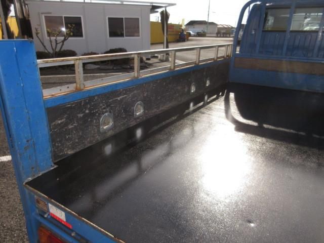 TOYOTA DYNA 2013 Image 31