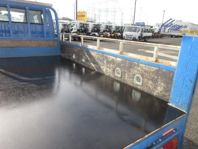 TOYOTA DYNA 2013 Image 31