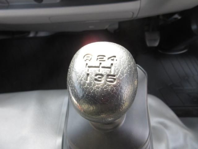 TOYOTA DYNA 2013 Image 31