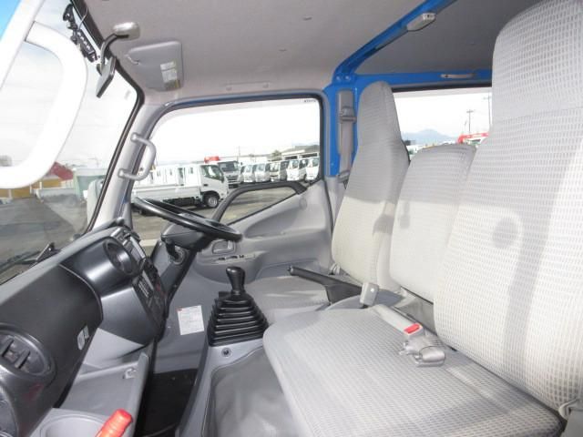 TOYOTA DYNA 2013 Image 31