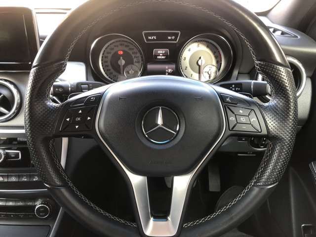 MERCEDES BENZ GLA CL 2015 Image 31