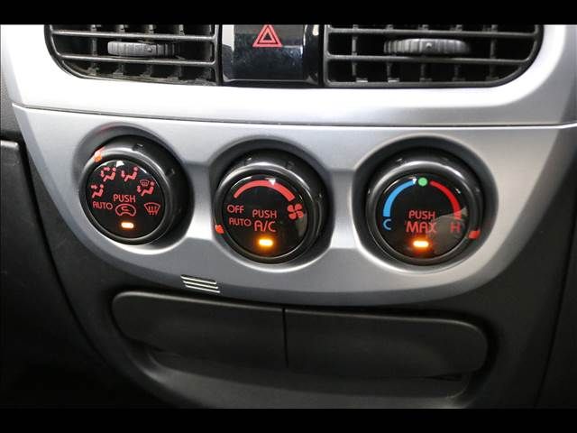 MITSUBISHI I-MIEV 2011 Image 31