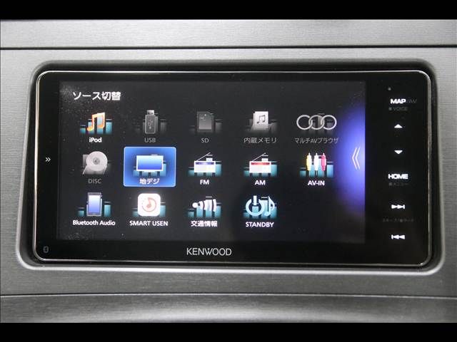 TOYOTA PRIUS 2012 Image 31