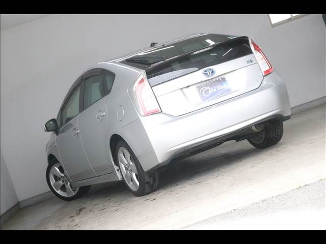 TOYOTA PRIUS 2012 Image 31