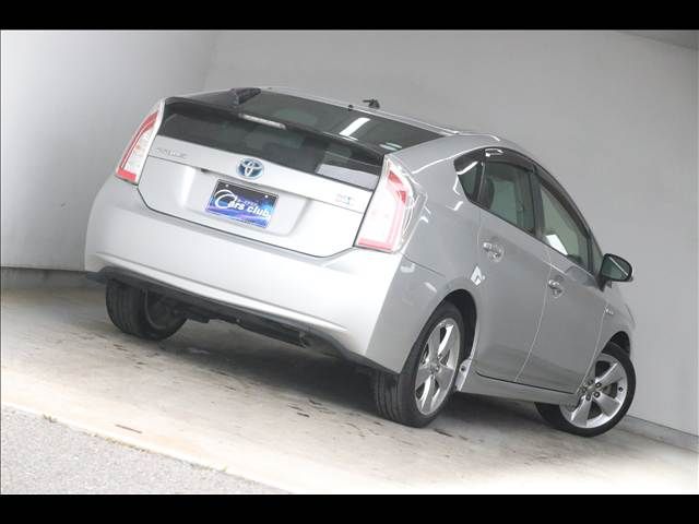 TOYOTA PRIUS 2012 Image 31